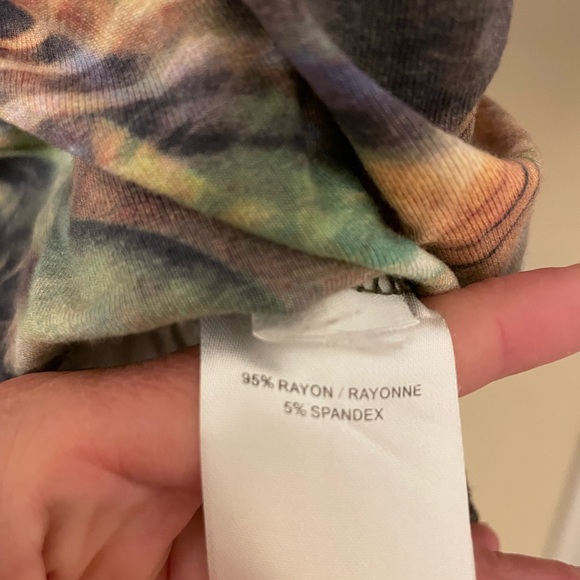 Linea Domani 3/4 sleeve top in earthy tones - Picture 4 of 5